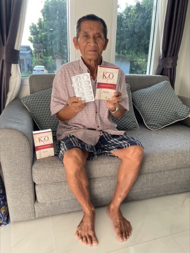 คุณพ่อบุเรศ ผู้ทาน K.O